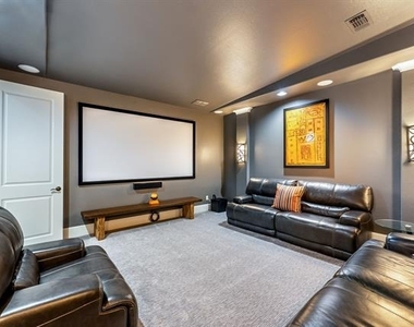 4001 Arches Lane - Photo Thumbnail 32