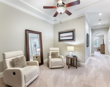 4001 Arches Lane - Photo Thumbnail 16