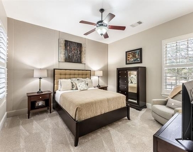 4001 Arches Lane - Photo Thumbnail 12