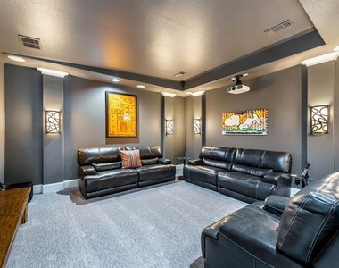4001 Arches Lane - Photo Thumbnail 33