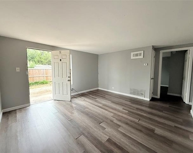 601 Francine Drive - Photo Thumbnail 1