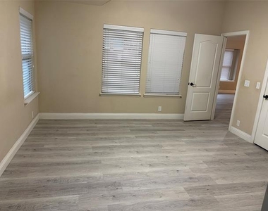 1116 Haskell Drive - Photo Thumbnail 10