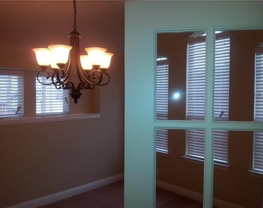 1116 Haskell Drive - Photo Thumbnail 8