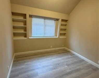 1116 Haskell Drive - Photo Thumbnail 16