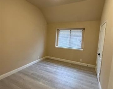 1116 Haskell Drive - Photo Thumbnail 18