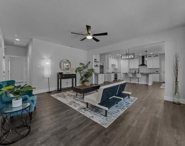 3612 Broken Bow Drive - Photo Thumbnail 5