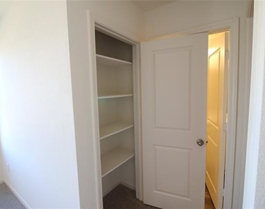 1282 Herring Drive - Photo Thumbnail 18
