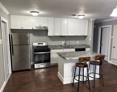 12404 Sunland Street - Photo Thumbnail 1