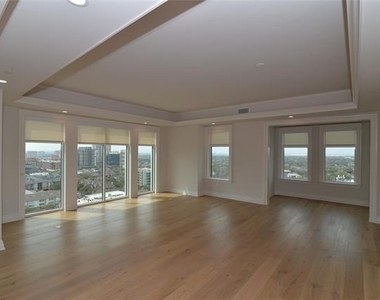 3030 Monticello Avenue - Photo Thumbnail 20