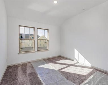 8876 Samara Street - Photo Thumbnail 19