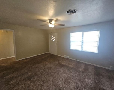 6419 Onyx Drive N - Photo Thumbnail 1