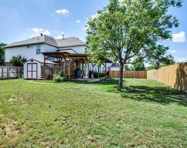 7828 Teal Drive - Photo Thumbnail 14
