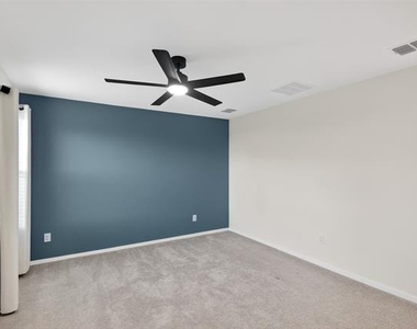 6201 Tilden Avenue - Photo Thumbnail 17