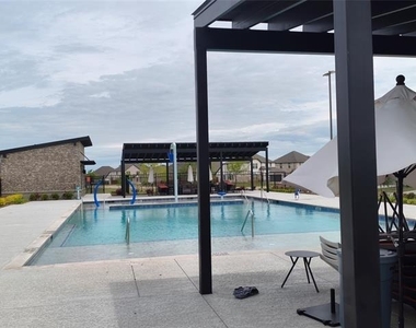 3403 Copperwood Drive - Photo Thumbnail 28