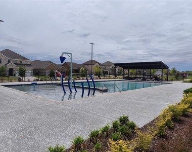 3403 Copperwood Drive - Photo Thumbnail 27