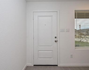 29023 Pearl Barley Way - Photo Thumbnail 2