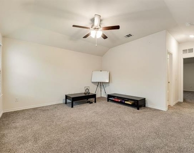 7205 Bledington Lane - Photo Thumbnail 16