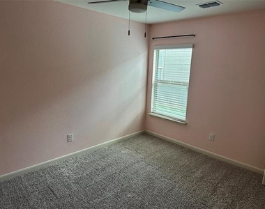 13624 Mineral Road - Photo Thumbnail 7
