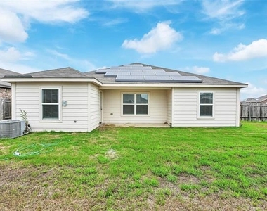 170 Kennedy Drive - Photo Thumbnail 20