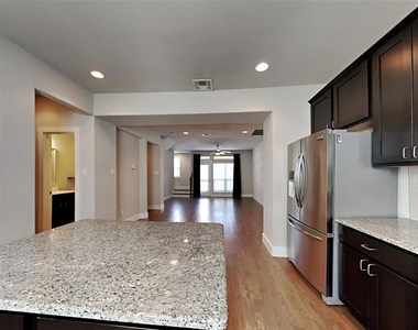 1318 Palm Springs Lane - Photo Thumbnail 4