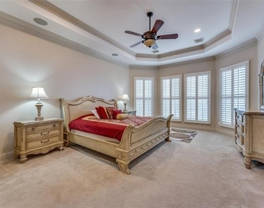 604 Promontory Drive - Photo Thumbnail 10