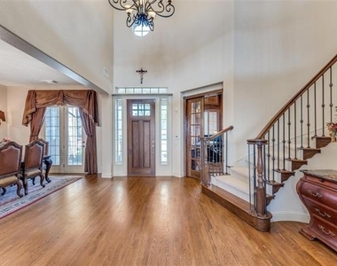 604 Promontory Drive - Photo Thumbnail 3