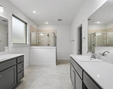 2653 Keokuk Street - Photo Thumbnail 17