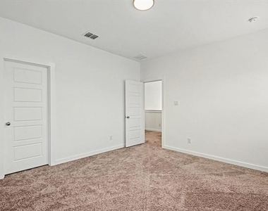 2653 Keokuk Street - Photo Thumbnail 25