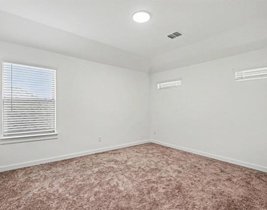 2653 Keokuk Street - Photo Thumbnail 21