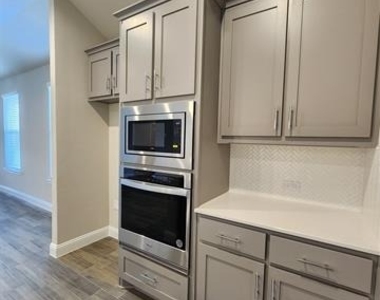 2309 Ruff Road - Photo Thumbnail 6