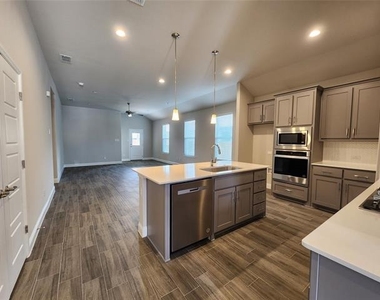 2309 Ruff Road - Photo Thumbnail 4