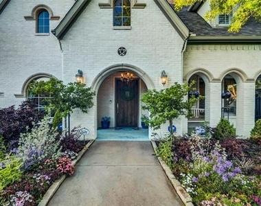 5527 Mccommas Boulevard - Photo Thumbnail 30