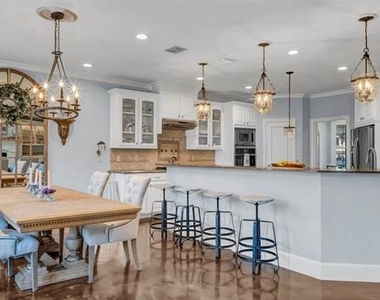 5527 Mccommas Boulevard - Photo Thumbnail 16