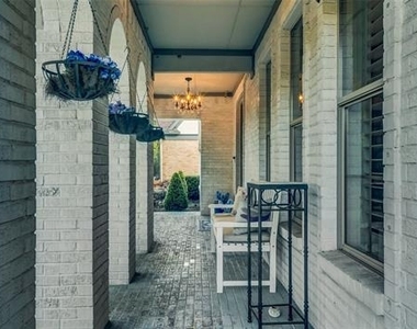 5527 Mccommas Boulevard - Photo Thumbnail 22