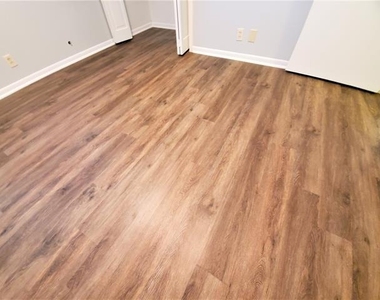 1200 Bryn Mawr Place - Photo Thumbnail 26