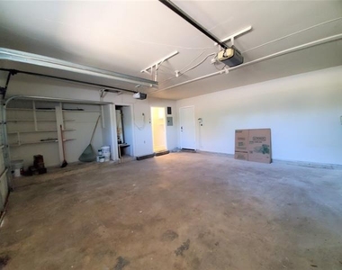 1200 Bryn Mawr Place - Photo Thumbnail 23