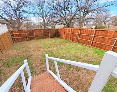 2223 N Locust Street - Photo Thumbnail 31