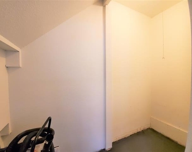 2223 N Locust Street - Photo Thumbnail 20