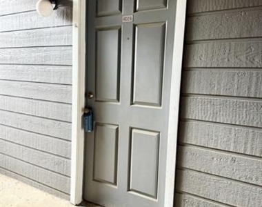18333 Roehampton Drive - Photo Thumbnail 1