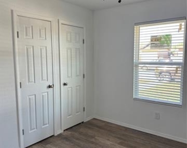 3601 Purdue Lane - Photo Thumbnail 3