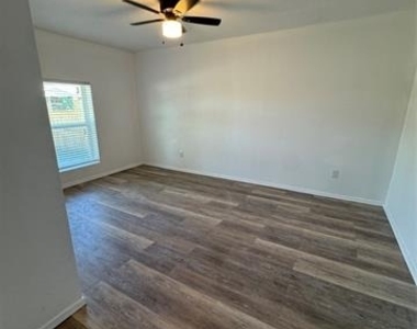 3601 Purdue Lane - Photo Thumbnail 1
