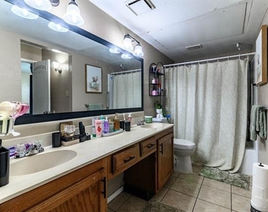 434 Pogue Street - Photo Thumbnail 11