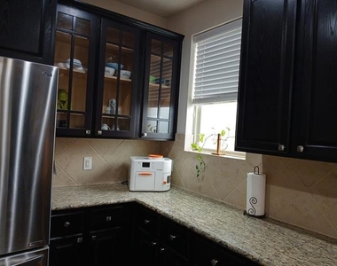2642 Calmwood Drive - Photo Thumbnail 9