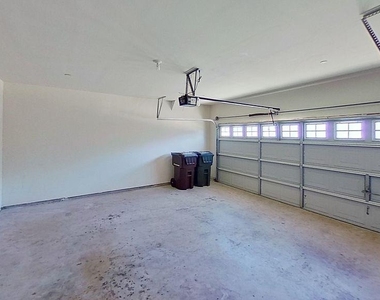 7933 Hannah Street - Photo Thumbnail 18