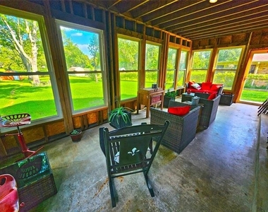 542 Wildewood Drive - Photo Thumbnail 19