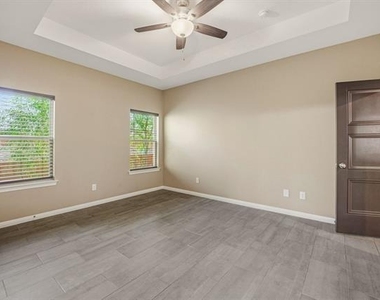 1316 Liberty Street - Photo Thumbnail 11