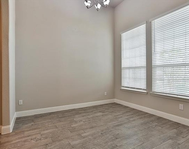 253 Gill Point Lane - Photo Thumbnail 8
