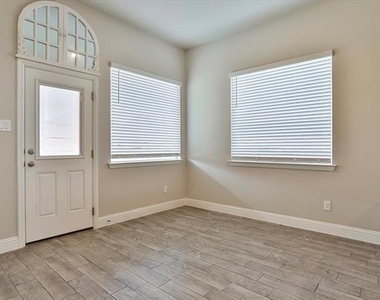 253 Gill Point Lane - Photo Thumbnail 12
