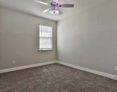 253 Gill Point Lane - Photo Thumbnail 29