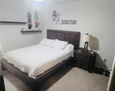16729 Milwaukee Street - Photo Thumbnail 13